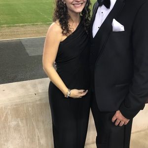 Isabella Oliver Dresses - Black one shoulder Maternity formal dress Isabella Oliver Dresses - Black one shoulder Maternity formal dress